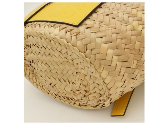 Borsa piccola Loewe in giallo - vista 4