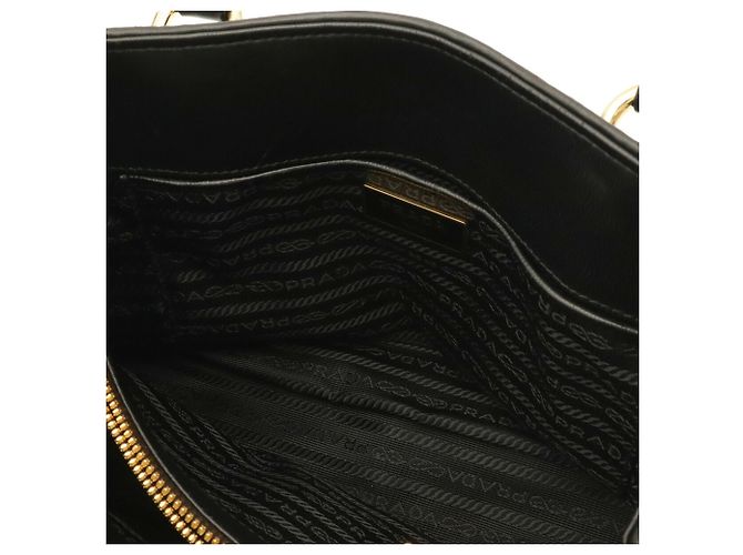 Borsa a mano Prada in nylon nero e pelle - vista 7