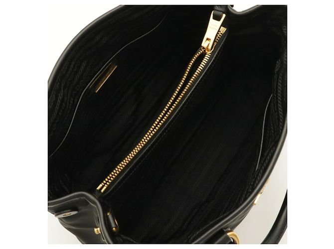 Borsa a mano/Borsa a tracolla Prada in Black - vista 7