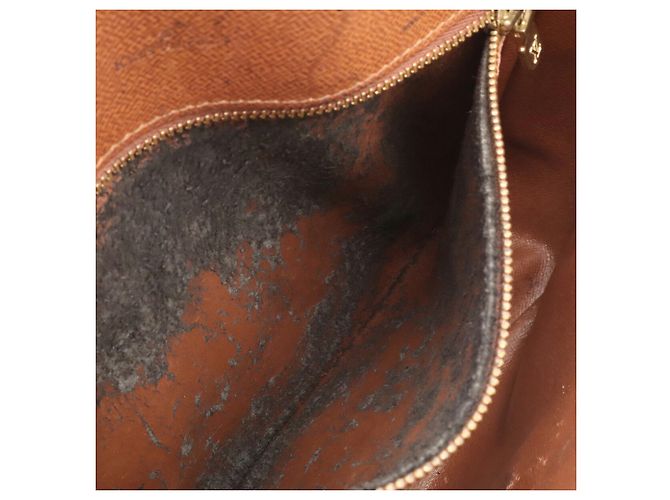 Saint-Cloud Borsa a tracolla Louis Vuitton Monogram Saint Cloud GM 24 - vista 10