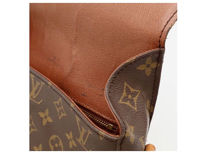 Saint-Cloud Borsa a tracolla Louis Vuitton Monogram Saint Cloud GM 24 - vista 8