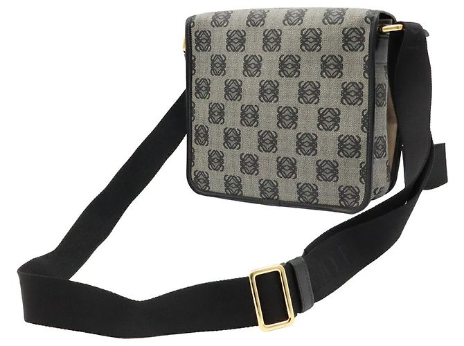Borsa a tracolla con patta Loewe Repeat Anagram - vista 3