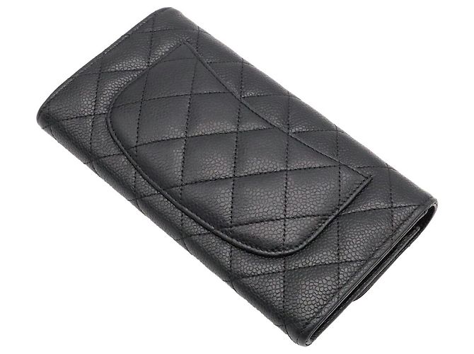 Cartera larga bifold Chanel Matelassé Black - vista 3