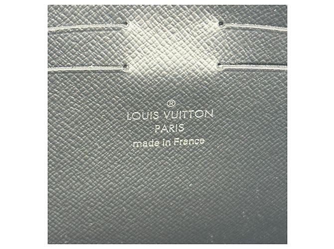 Pochette Louis Vuitton Kasai en cuir Taiga - vue 6