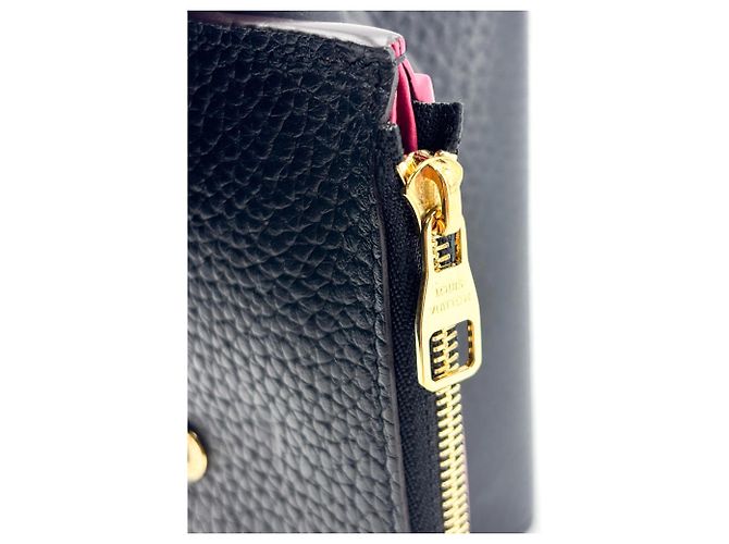 Louis Vuitton Capucines Taurillon Leather Compact - vista 7