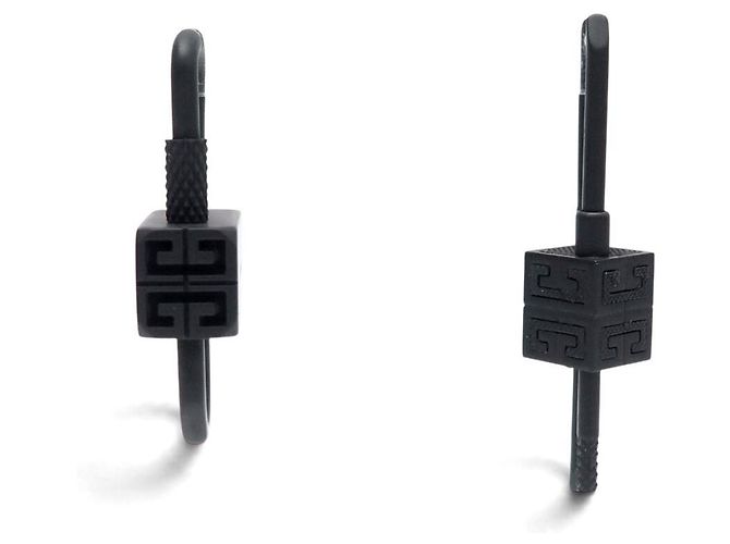 NUEVOS PENDIENTES GIVENCHY LOCK ASIMÉTRICOS NEGRO MATE - vista 2
