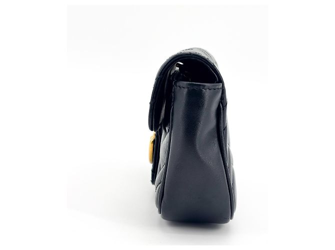 Gucci GG Marmont Flap Matelasse Leather Super Mini - vista 4