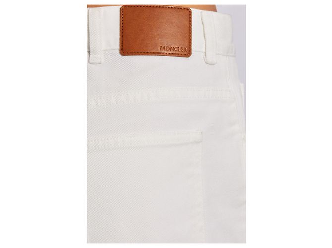 Vaqueros Moncler blancos de tiro alto y corte recto - vista 3