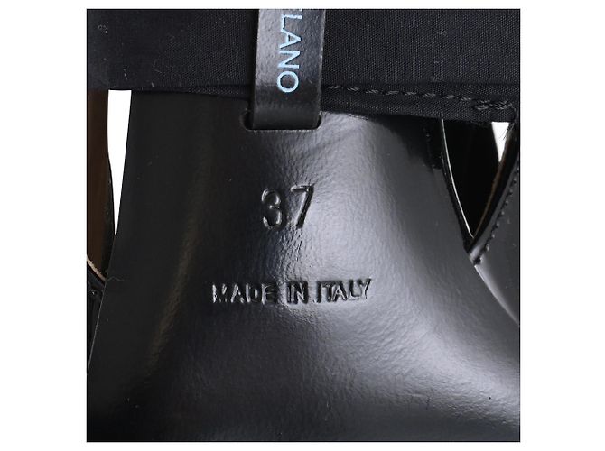 Décolleté Slingback Prada in pelle nera con dettagli a fiocco in vernice - vista 8