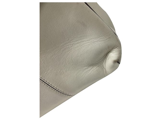 Borsa a tracolla Tory Burch Block T in pelle di vitello bianca - vista 17