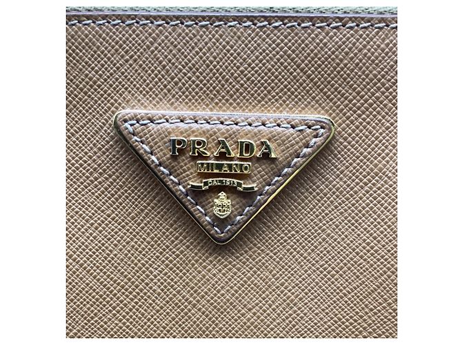 Borsa Tote Prada Galleria Medium con doppia zip in pelle Saffiano marrone - vista 17