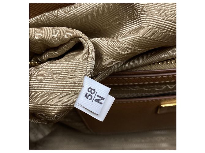 Borsa Tote Prada Galleria Medium con doppia zip in pelle Saffiano marrone - vista 8