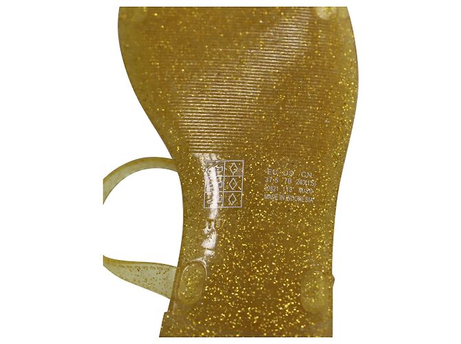 Sandali Stuart Weitzman Sawyer Jelly in gomma gialla - vista 6