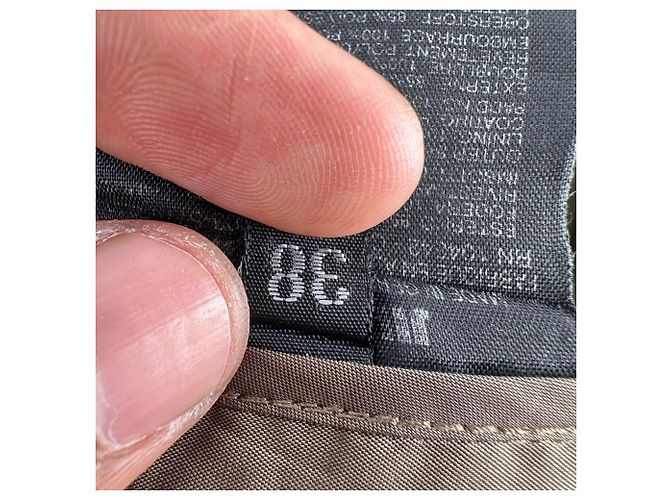 Jil Sander einreihiger gesteppter Mantel aus braunem Polyester - Ansicht 5