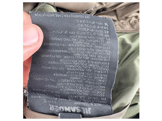Jil Sander einreihiger gesteppter Mantel aus braunem Polyester - Ansicht 6