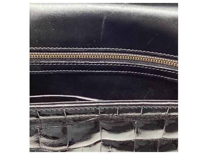 Borsa Gucci con manico superiore e doppia patta in pelle di coccodrillo nera - vista 14