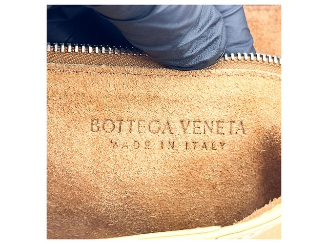 Bottega Veneta Cassette Maxi Intrecciato Leather Small - vista 6