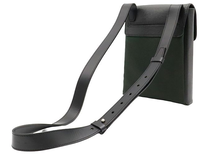Borsa a tracolla Louis Vuitton Taiga Saratove PM - vista 3