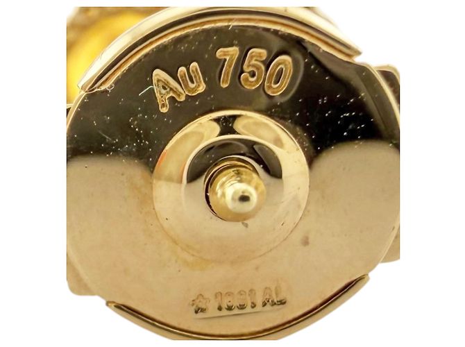 Orecchini Van Cleef & Arpels Sweet Alhambra in oro giallo 18K - vista 5