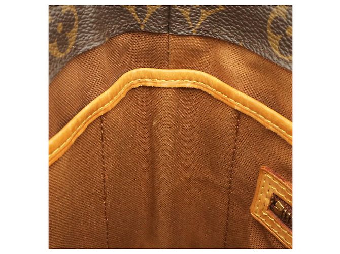 Bolso Louis Vuitton Monogram Vavin PM - vista 9