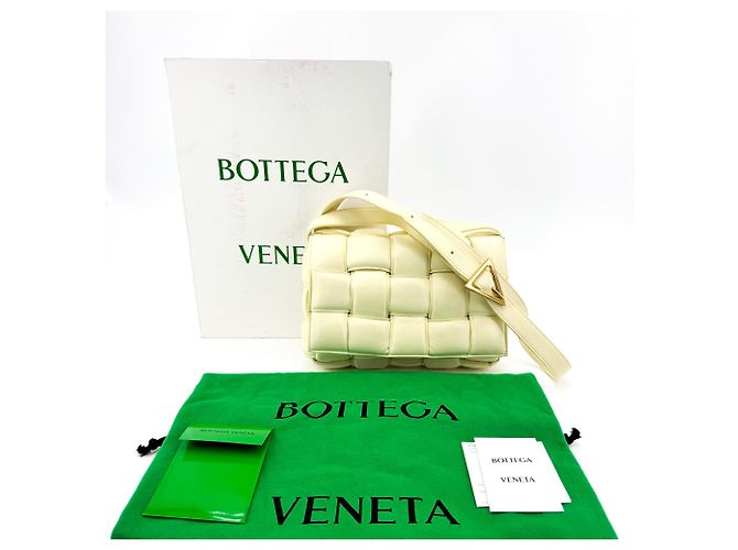 Bottega Veneta Cassette Padded Maxi Intrecciato Leather Small - vista 7