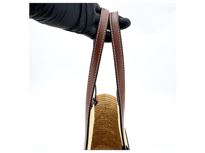 Loewe Square Basket Mini aus gewebter Raffia und Leder - Ansicht 6