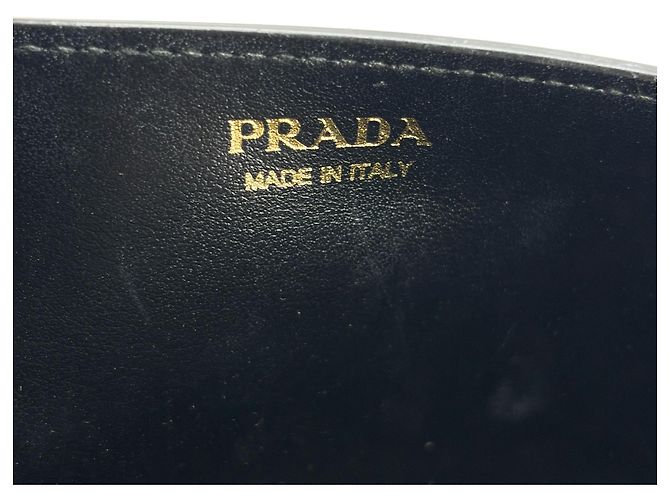 Portafoglio con catena Prada in pelle Saffiano - vista 6