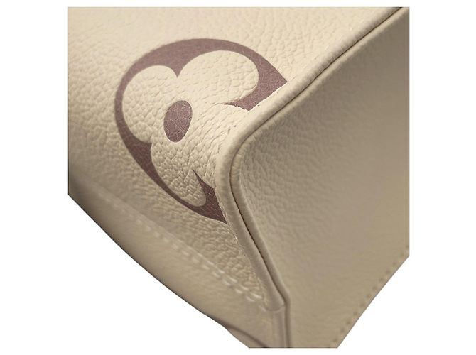 Borsa Louis Vuitton Monogram Empreinte OnTheGo PM - vista 5