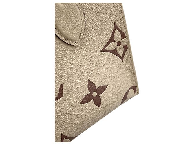 Borsa Louis Vuitton Monogram Empreinte OnTheGo PM - vista 6