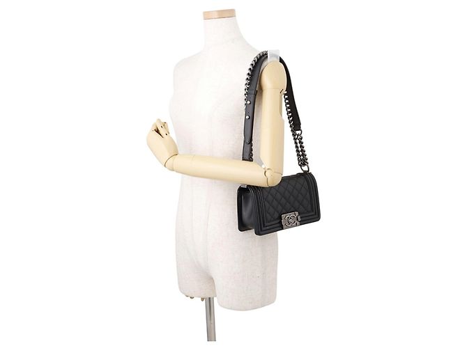 Borsa a tracolla Chanel Boy Small Matelassé - vista 4