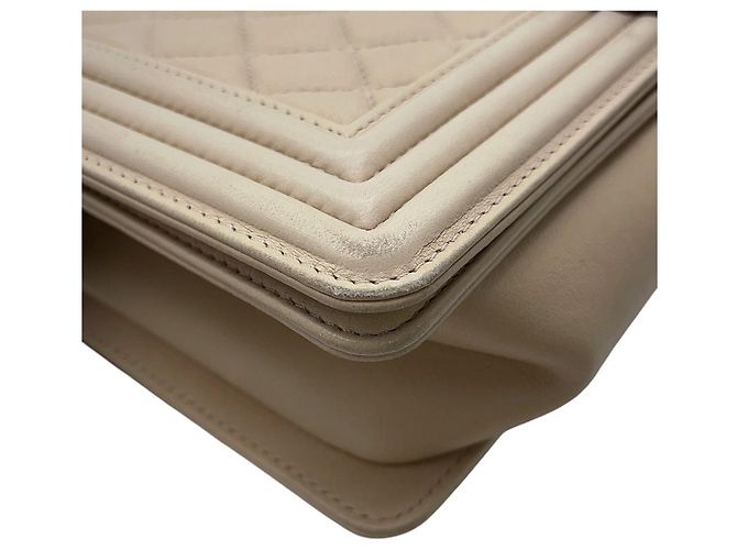 Borsa a tracolla con catena Chanel in pelle d'agnello beige - vista 7