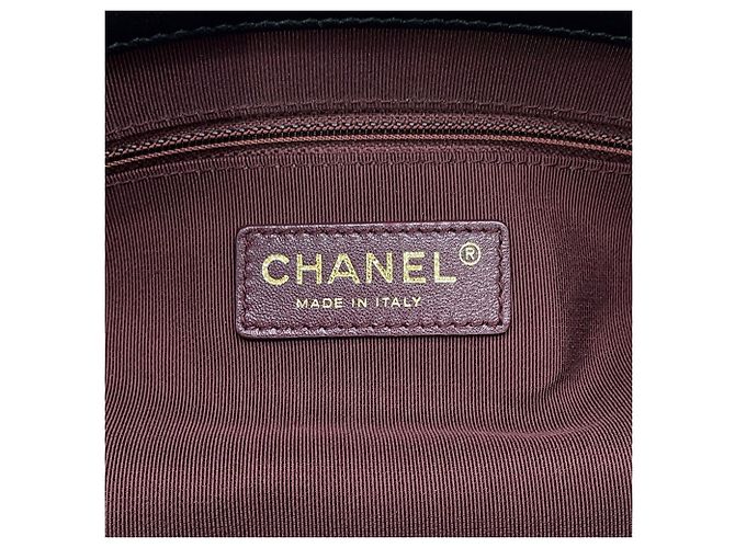 Borsa Tote con catena Chanel in pelle d'agnello nera - vista 16