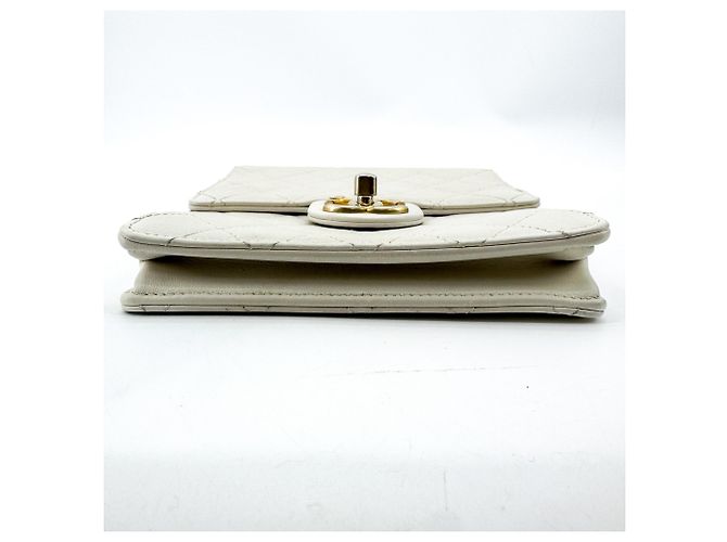 Chanel Chic Pearls Flap Quilted Lambskin Mini - vista 7