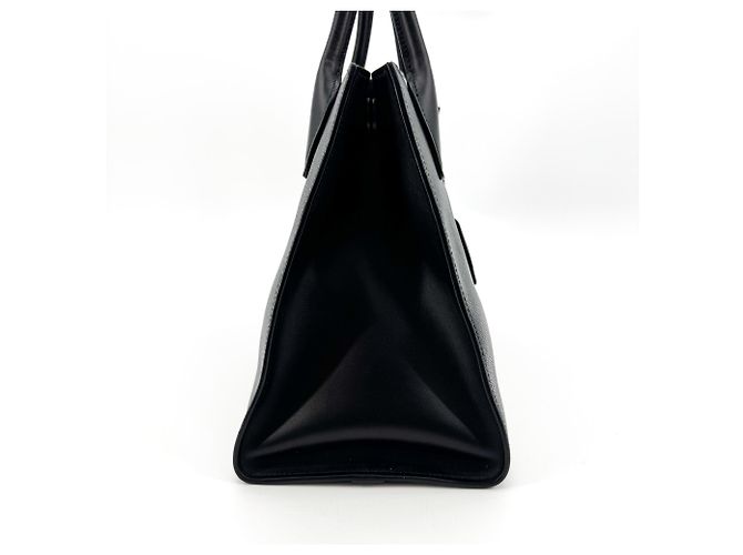 Prada Monochrome Saffiano with City Calf Medium - Ansicht 4