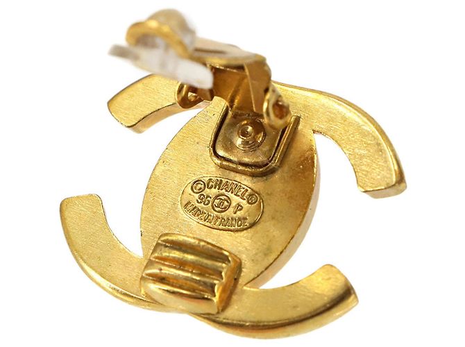 Orecchini a clip Chanel Coco Mark Turnlock - vista 5