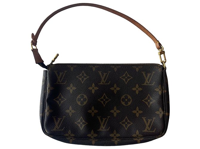 Louis Vuitton Randonnee Pochette Monogram Coated Canvas - vista 2