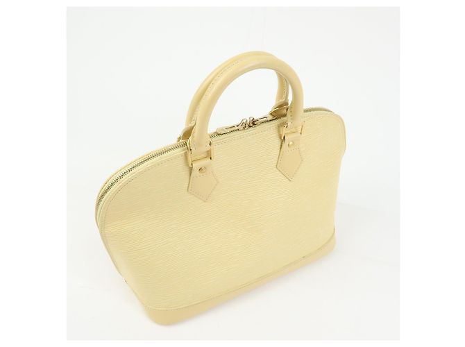 Louis Vuitton Alma Epi Leather PM - vista 4