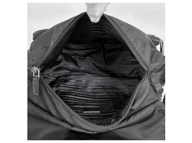 Borsa a tracolla Prada PRADA in nylon nero - vista 9