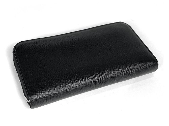 Cartera larga de piel negra de Prada - vista 2