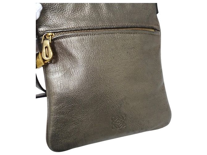 Borsa a mano in pelle Loewe in Bronzo e Grigio Metallizzato - vista 9