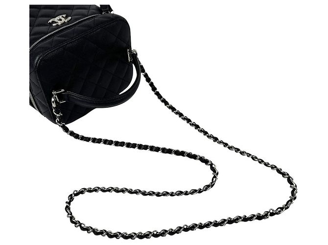 Borsa a tracolla e vanity Chanel in pelle di vitello granulata nera - vista 10