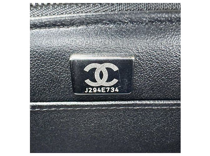 Borsa a tracolla e vanity Chanel in pelle di vitello granulata nera - vista 15