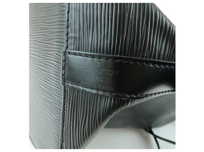 Louis Vuitton Petit Noe Epi Leather Small - vista 6