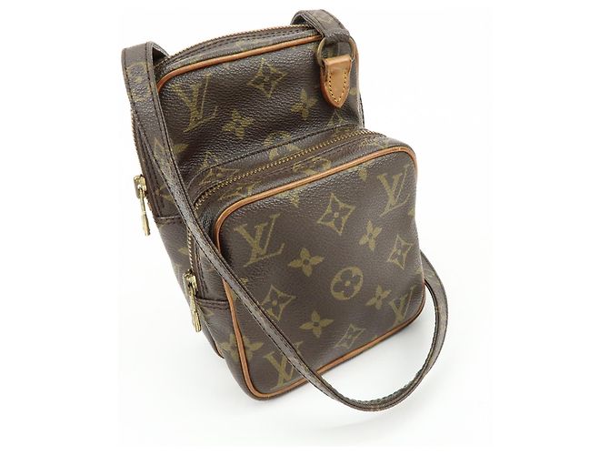 Louis Vuitton Amazone Monogram Canvas Mini - vista 4