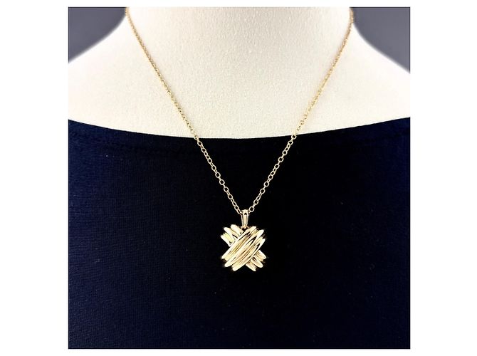Autre Marque Collana con pendente in oro giallo Tiffany & Co. - vista 3