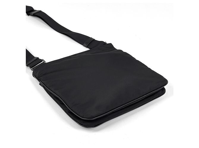 Borsa a tracolla Prada in nylon nero - vista 2