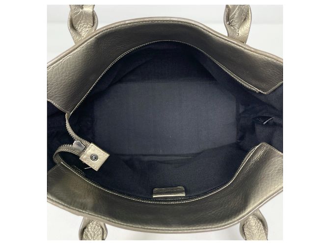 Borsa Loewe Anagram in pelle oro - vista 7