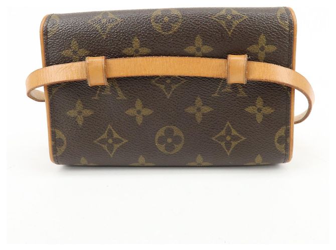 Louis Vuitton Florentine Waist Monogram Canvas Medium - vista 2