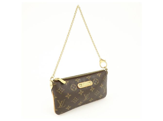 Louis Vuitton Milla Pochette Monogram Canvas MM - vista 4