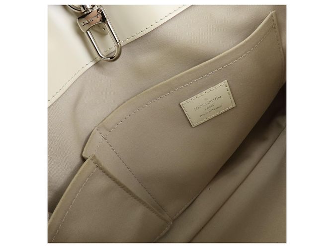 Louis Vuitton Passy Epi Leather PM - vista 6